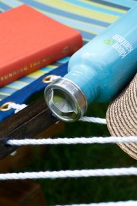 EJ_STAINLESS-CAPS-A_382_lifestyle