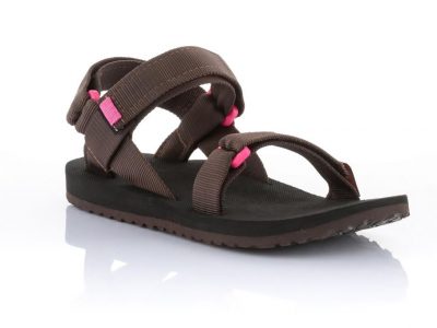 סנדל שורש,אורבן נשים